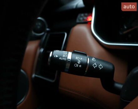 Білий Ленд Ровер Range Rover Sport, об'ємом двигуна 5 л та пробігом 123 тис. км за 29900 $, фото 23 на Automoto.ua