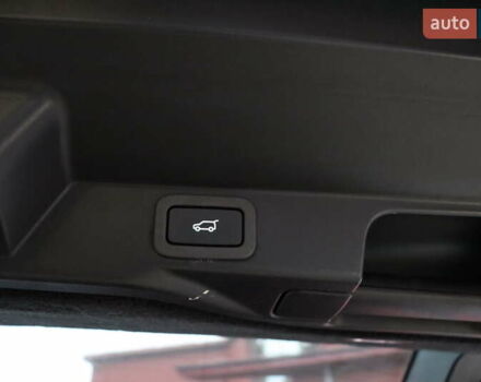 Білий Ленд Ровер Range Rover Sport, об'ємом двигуна 5 л та пробігом 123 тис. км за 29900 $, фото 12 на Automoto.ua