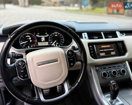 Білий Ленд Ровер Range Rover Sport, об'ємом двигуна 2.99 л та пробігом 132 тис. км за 28000 $, фото 42 на Automoto.ua