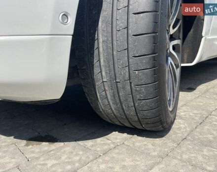 Білий Ленд Ровер Range Rover Sport, об'ємом двигуна 3 л та пробігом 120 тис. км за 30000 $, фото 48 на Automoto.ua