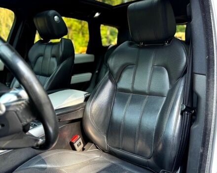 Білий Ленд Ровер Range Rover Sport, об'ємом двигуна 2.99 л та пробігом 197 тис. км за 24777 $, фото 13 на Automoto.ua