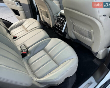 Білий Ленд Ровер Range Rover Sport, об'ємом двигуна 2.99 л та пробігом 160 тис. км за 26500 $, фото 12 на Automoto.ua