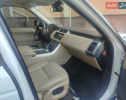Білий Ленд Ровер Range Rover Sport, об'ємом двигуна 2.99 л та пробігом 219 тис. км за 23000 $, фото 8 на Automoto.ua