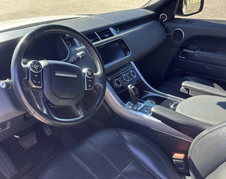 Білий Ленд Ровер Range Rover Sport, об'ємом двигуна 3 л та пробігом 170 тис. км за 27800 $, фото 6 на Automoto.ua
