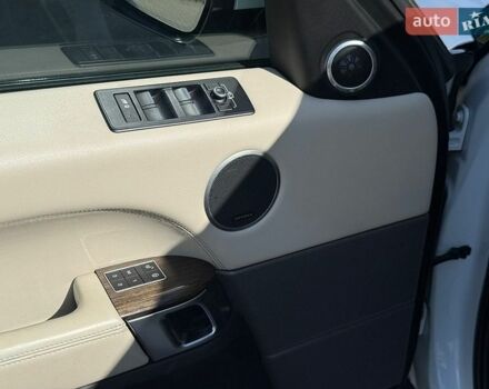 Білий Ленд Ровер Range Rover Sport, об'ємом двигуна 3 л та пробігом 171 тис. км за 24500 $, фото 20 на Automoto.ua