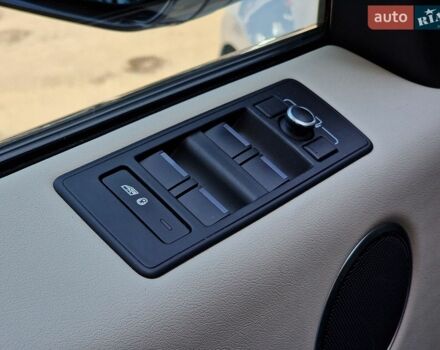 Білий Ленд Ровер Range Rover Sport, об'ємом двигуна 2.99 л та пробігом 99 тис. км за 28490 $, фото 67 на Automoto.ua