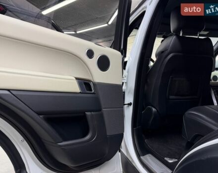 Білий Ленд Ровер Range Rover Sport, об'ємом двигуна 2.99 л та пробігом 99 тис. км за 28500 $, фото 22 на Automoto.ua