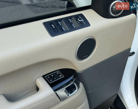 Білий Ленд Ровер Range Rover Sport, об'ємом двигуна 2.99 л та пробігом 160 тис. км за 26500 $, фото 17 на Automoto.ua