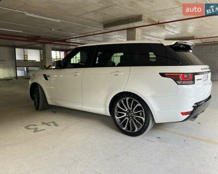 Білий Ленд Ровер Range Rover Sport, об'ємом двигуна 3 л та пробігом 120 тис. км за 30000 $, фото 23 на Automoto.ua