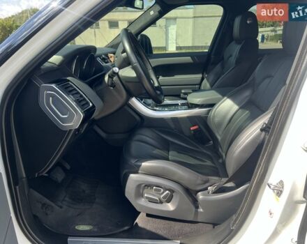 Білий Ленд Ровер Range Rover Sport, об'ємом двигуна 3 л та пробігом 126 тис. км за 29500 $, фото 34 на Automoto.ua