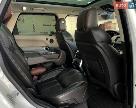 Білий Ленд Ровер Range Rover Sport, об'ємом двигуна 3 л та пробігом 203 тис. км за 22490 $, фото 35 на Automoto.ua
