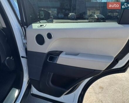 Білий Ленд Ровер Range Rover Sport, об'ємом двигуна 2.99 л та пробігом 158 тис. км за 25000 $, фото 8 на Automoto.ua