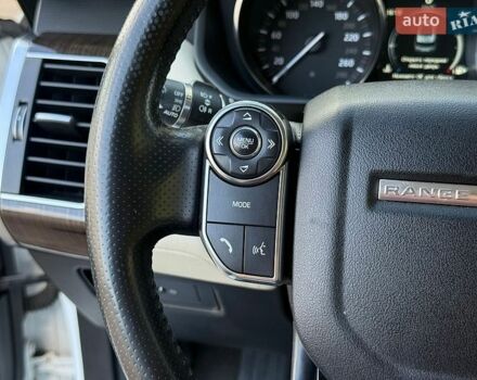 Білий Ленд Ровер Range Rover Sport, об'ємом двигуна 3 л та пробігом 171 тис. км за 24500 $, фото 40 на Automoto.ua
