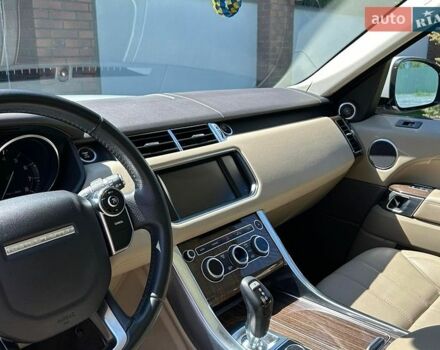 Білий Ленд Ровер Range Rover Sport, об'ємом двигуна 3 л та пробігом 148 тис. км за 24300 $, фото 12 на Automoto.ua
