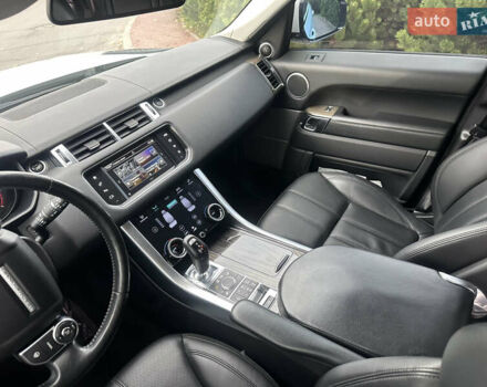 Белый Ленд Ровер Рендж Ровер Спорт, объемом двигателя 3 л и пробегом 97 тыс. км за 30700 $, фото 5 на Automoto.ua