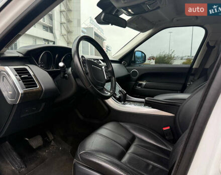 Білий Ленд Ровер Range Rover Sport, об'ємом двигуна 3 л та пробігом 97 тис. км за 33700 $, фото 19 на Automoto.ua