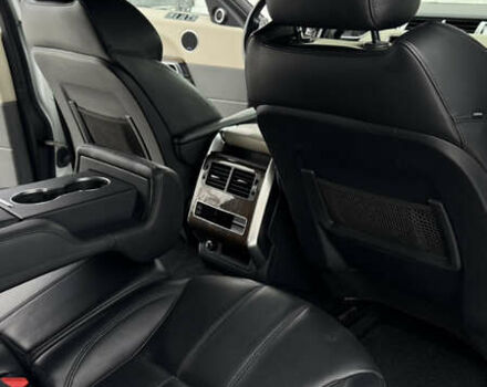 Белый Ленд Ровер Рендж Ровер Спорт, объемом двигателя 2.99 л и пробегом 167 тыс. км за 27300 $, фото 26 на Automoto.ua