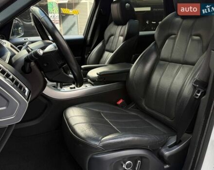 Белый Ленд Ровер Рендж Ровер Спорт, объемом двигателя 3 л и пробегом 261 тыс. км за 26990 $, фото 11 на Automoto.ua