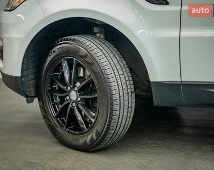 Білий Ленд Ровер Range Rover Sport, об'ємом двигуна 3 л та пробігом 57 тис. км за 37081 $, фото 8 на Automoto.ua