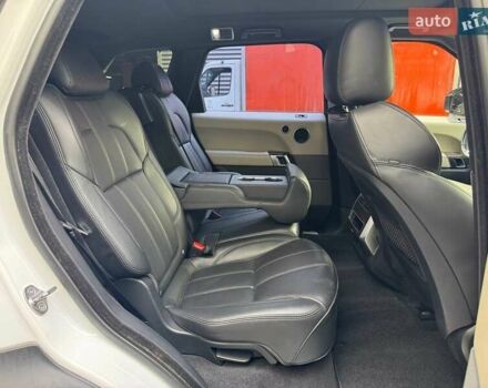 Білий Ленд Ровер Range Rover Sport, об'ємом двигуна 2.99 л та пробігом 167 тис. км за 25990 $, фото 12 на Automoto.ua
