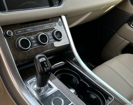 Білий Ленд Ровер Range Rover Sport, об'ємом двигуна 2.99 л та пробігом 102 тис. км за 31000 $, фото 2 на Automoto.ua