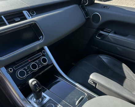 Білий Ленд Ровер Range Rover Sport, об'ємом двигуна 3 л та пробігом 170 тис. км за 27800 $, фото 9 на Automoto.ua