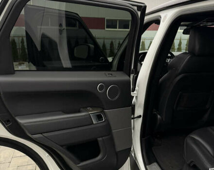 Білий Ленд Ровер Range Rover Sport, об'ємом двигуна 3 л та пробігом 195 тис. км за 24500 $, фото 34 на Automoto.ua