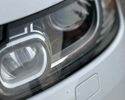 Білий Ленд Ровер Range Rover Sport, об'ємом двигуна 3 л та пробігом 173 тис. км за 24999 $, фото 4 на Automoto.ua