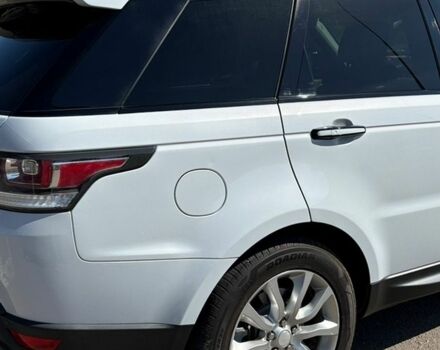 Білий Ленд Ровер Range Rover Sport, об'ємом двигуна 3 л та пробігом 215 тис. км за 22800 $, фото 6 на Automoto.ua