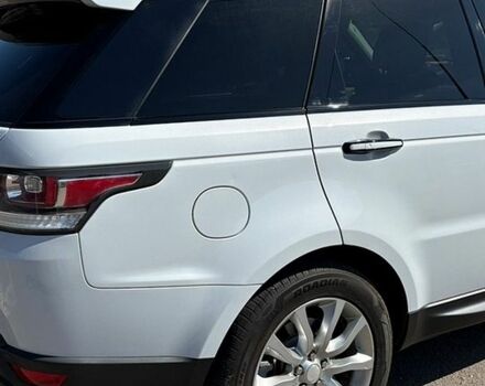 Білий Ленд Ровер Range Rover Sport, об'ємом двигуна 3 л та пробігом 215 тис. км за 22800 $, фото 6 на Automoto.ua