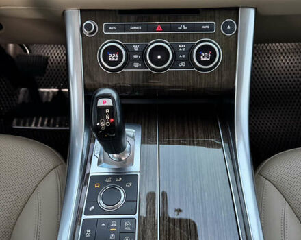 Білий Ленд Ровер Range Rover Sport, об'ємом двигуна 2.99 л та пробігом 105 тис. км за 26900 $, фото 15 на Automoto.ua