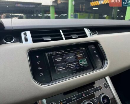 Білий Ленд Ровер Range Rover Sport, об'ємом двигуна 2.99 л та пробігом 167 тис. км за 23990 $, фото 22 на Automoto.ua