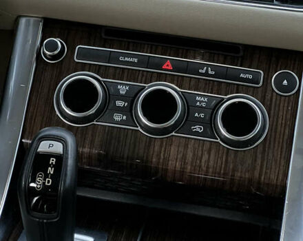 Білий Ленд Ровер Range Rover Sport, об'ємом двигуна 3 л та пробігом 173 тис. км за 24999 $, фото 20 на Automoto.ua