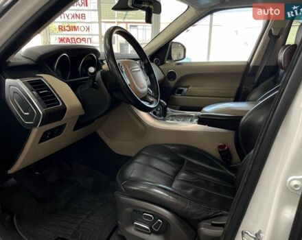 Білий Ленд Ровер Range Rover Sport, об'ємом двигуна 3 л та пробігом 203 тис. км за 22490 $, фото 16 на Automoto.ua
