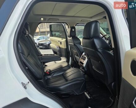 Білий Ленд Ровер Range Rover Sport, об'ємом двигуна 3 л та пробігом 194 тис. км за 23777 $, фото 60 на Automoto.ua