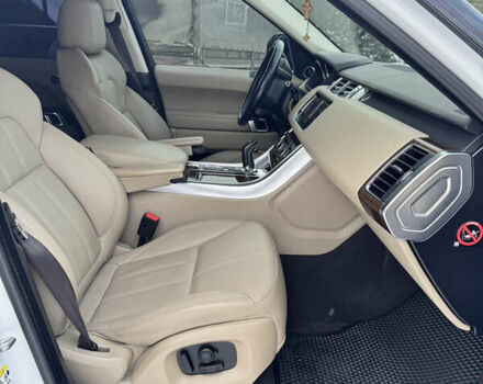 Білий Ленд Ровер Range Rover Sport, об'ємом двигуна 2.99 л та пробігом 105 тис. км за 26900 $, фото 11 на Automoto.ua