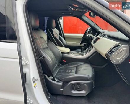 Білий Ленд Ровер Range Rover Sport, об'ємом двигуна 2.99 л та пробігом 167 тис. км за 25990 $, фото 13 на Automoto.ua