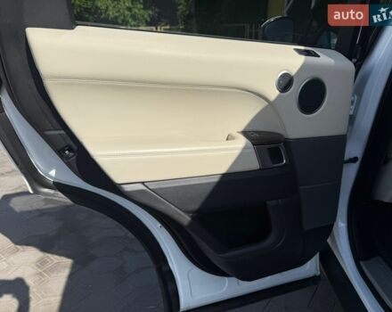Білий Ленд Ровер Range Rover Sport, об'ємом двигуна 3 л та пробігом 171 тис. км за 22500 $, фото 44 на Automoto.ua
