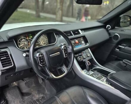 Білий Ленд Ровер Range Rover Sport, об'ємом двигуна 3 л та пробігом 170 тис. км за 27900 $, фото 24 на Automoto.ua