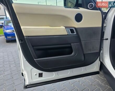 Білий Ленд Ровер Range Rover Sport, об'ємом двигуна 3 л та пробігом 194 тис. км за 23777 $, фото 42 на Automoto.ua