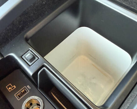 Белый Ленд Ровер Рендж Ровер Спорт, объемом двигателя 3 л и пробегом 259 тыс. км за 28500 $, фото 26 на Automoto.ua