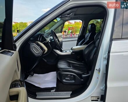 Білий Ленд Ровер Range Rover Sport, об'ємом двигуна 3 л та пробігом 194 тис. км за 23777 $, фото 43 на Automoto.ua