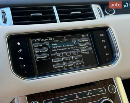Білий Ленд Ровер Range Rover Sport, об'ємом двигуна 3 л та пробігом 171 тис. км за 22500 $, фото 32 на Automoto.ua
