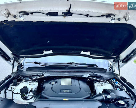 Белый Ленд Ровер Рендж Ровер Спорт, объемом двигателя 2.99 л и пробегом 104 тыс. км за 29500 $, фото 51 на Automoto.ua