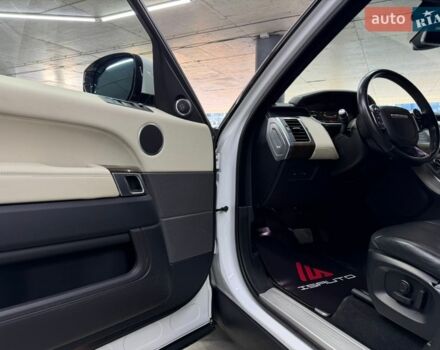 Білий Ленд Ровер Range Rover Sport, об'ємом двигуна 2.99 л та пробігом 99 тис. км за 28500 $, фото 18 на Automoto.ua