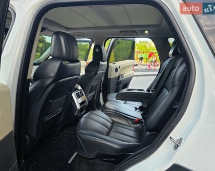Білий Ленд Ровер Range Rover Sport, об'ємом двигуна 3 л та пробігом 194 тис. км за 23777 $, фото 58 на Automoto.ua