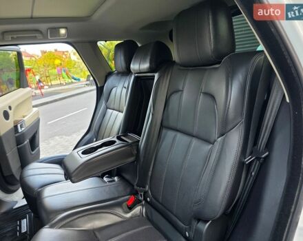 Білий Ленд Ровер Range Rover Sport, об'ємом двигуна 3 л та пробігом 194 тис. км за 23777 $, фото 55 на Automoto.ua