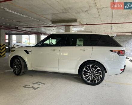 Білий Ленд Ровер Range Rover Sport, об'ємом двигуна 3 л та пробігом 120 тис. км за 30000 $, фото 24 на Automoto.ua