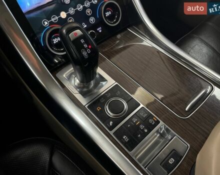 Білий Ленд Ровер Range Rover Sport, об'ємом двигуна 3 л та пробігом 203 тис. км за 22490 $, фото 30 на Automoto.ua