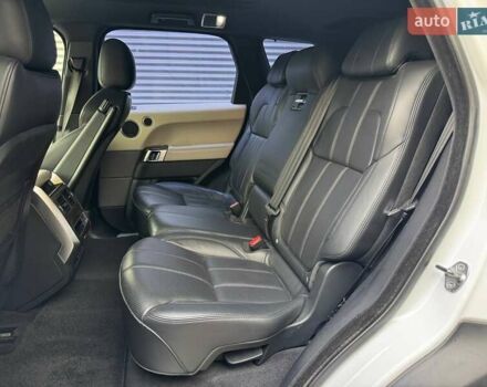 Білий Ленд Ровер Range Rover Sport, об'ємом двигуна 2.99 л та пробігом 167 тис. км за 25990 $, фото 11 на Automoto.ua